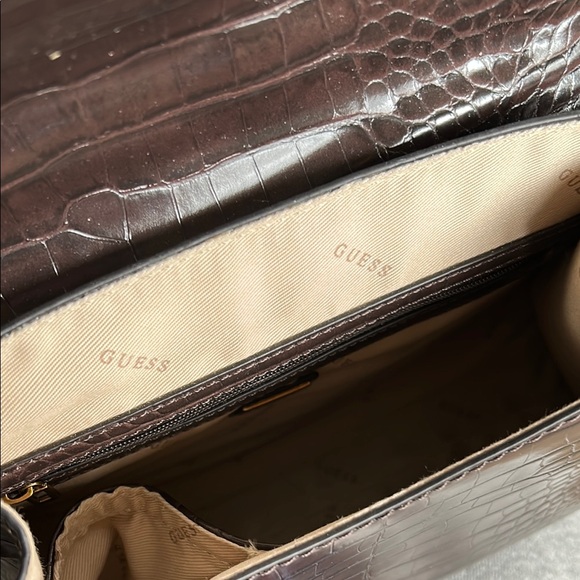 GUESS Crocodile-Embossed Shoulder Bag - Picture 2 of 4